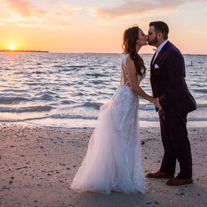 Wedding dress / Size 2